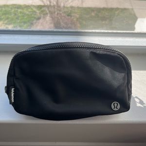 Lululemon belt bag